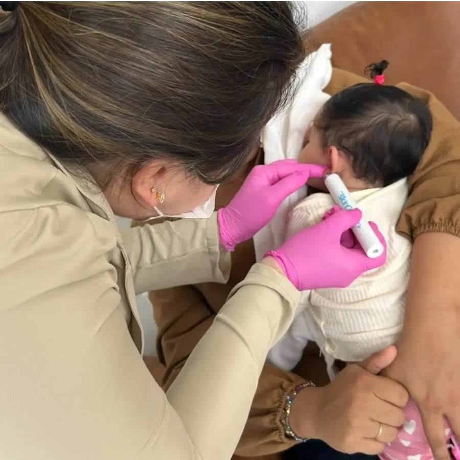 Aplicação humanizada em bebê